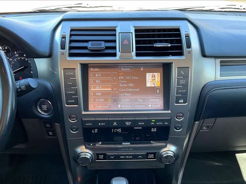 Used 2020 Lexus GX 460 Premium w/ Premium Package image 7