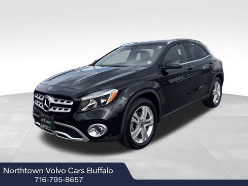Used 2019 Mercedes-Benz GLA 250 4MATIC image 1