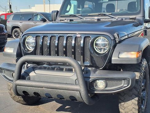 Certified 2022 Jeep Wrangler Willys image 20