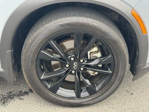 Used 2025 INFINITI QX60 Luxe w/ Black Edition image 12