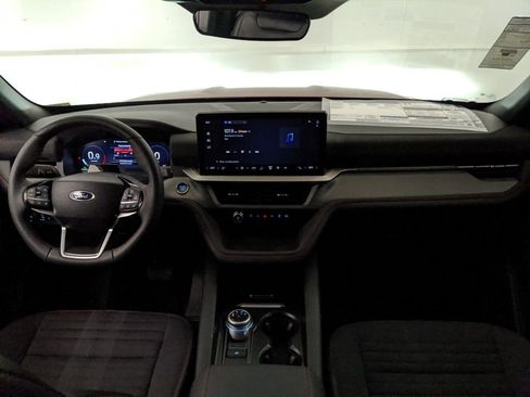 New 2025 Ford Explorer ST-Line image 13