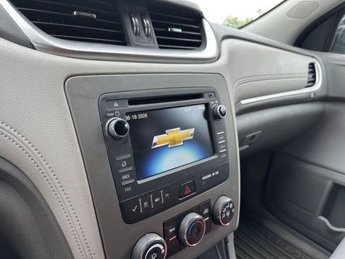 Used 2016 Chevrolet Traverse LS FWD image 25