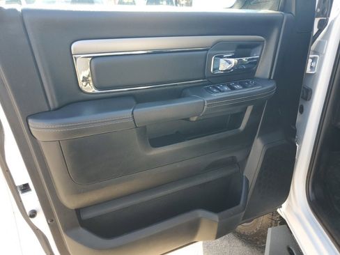 Used 2018 RAM 2500 Laramie w/ Sport Appearance Group image 8