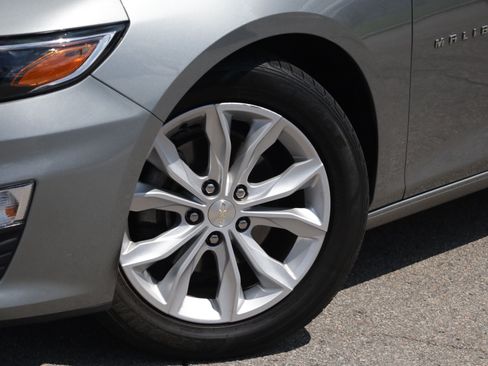 Used 2023 Chevrolet Malibu LT FWD image 25