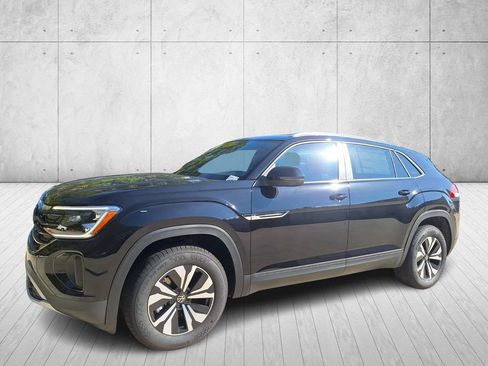 New 2026 Volkswagen Atlas Cross Sport SE image 9