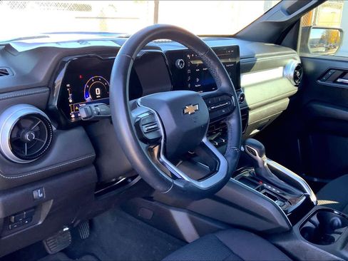 Used 2023 Chevrolet Colorado LT w/ LT Convenience Package image 14