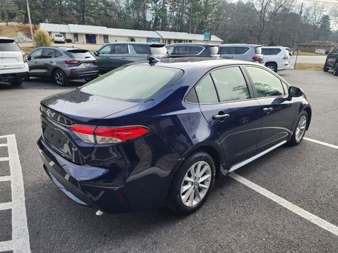 Used 2020 Toyota Corolla LE image 4