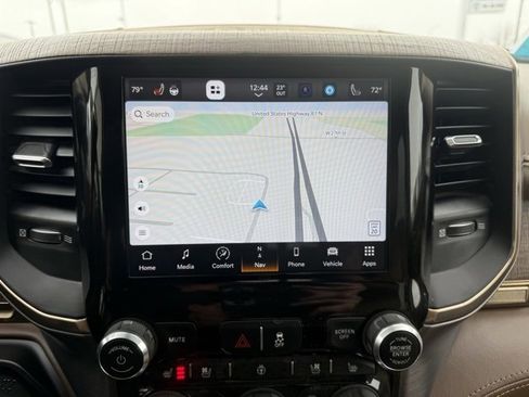 Used 2022 RAM 3500 Limited w/ Max Tow Package image 20