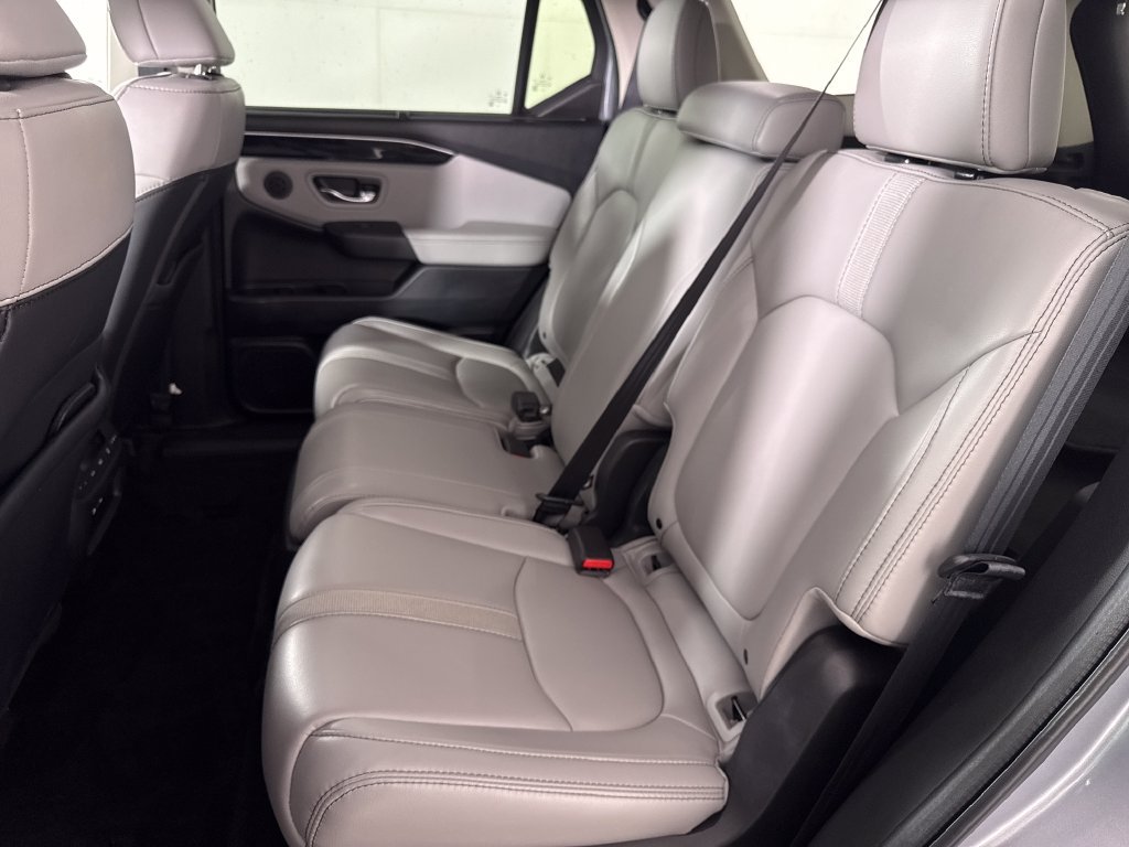 Used 2024 Honda Pilot EX-L image 12