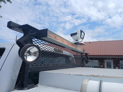 Used 2011 Ford F250 XL image 14