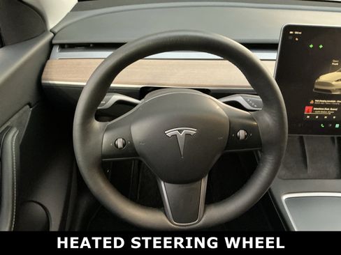 Used 2022 Tesla Model Y Performance image 5