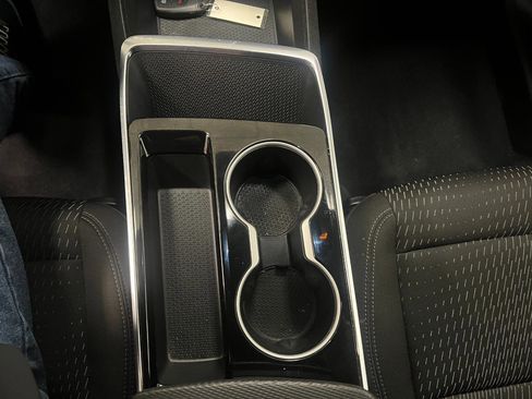 Used 2025 Chevrolet Equinox LT image 46