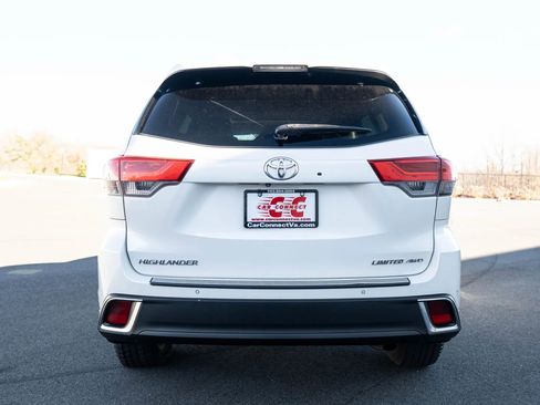 Used 2017 Toyota Highlander Limited image 5