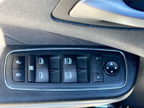 Used 2020 Dodge Charger R/T image 17