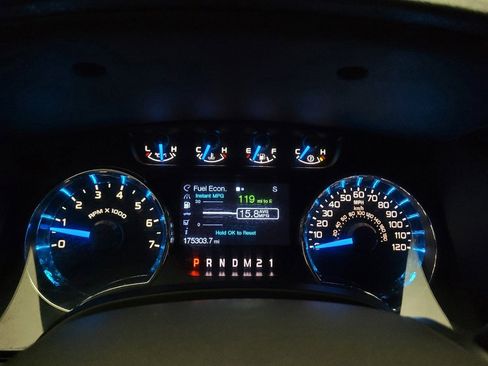Used 2014 Ford F150 XLT w/ Equipment Group 301A Mid RWD image 23