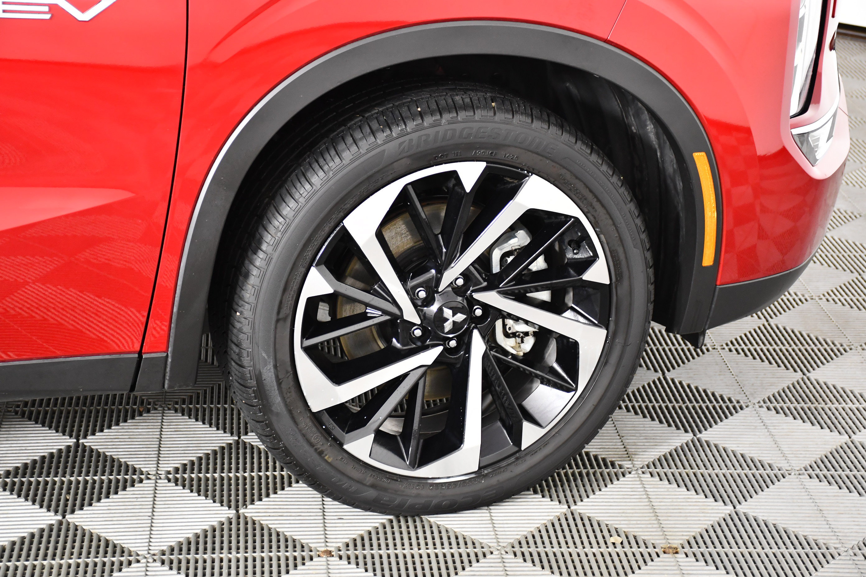 Used 2025 Mitsubishi Outlander SE AWD/4WD image 51