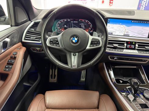 Used 2021 BMW X5 M50i AWD/4WD image 26