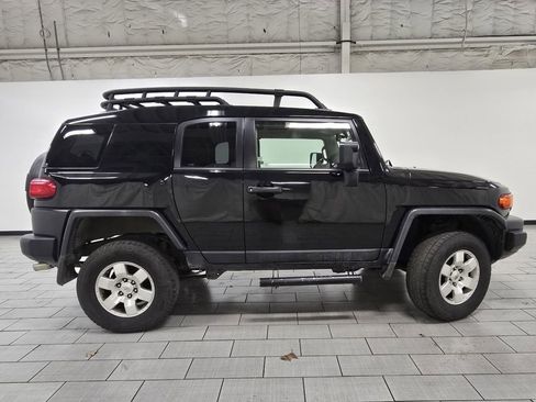 Used 2010 Toyota FJ Cruiser 4WD image 14