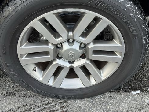 Used 2011 Toyota 4Runner Trail image 7