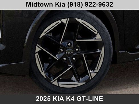 New 2025 Kia K4 GT-Line image 9