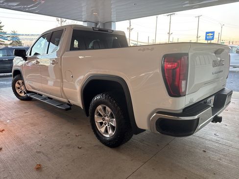 Used 2021 GMC Sierra 1500 SLE image 4