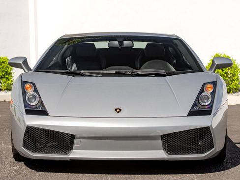 Used 2004 Lamborghini Gallardo AWD/4WD image 3