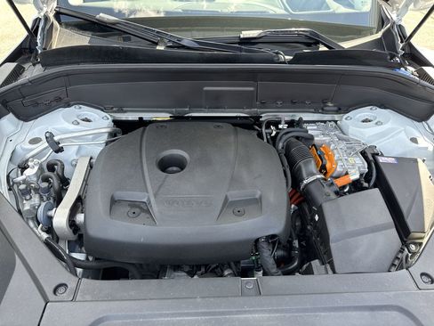 Used 2023 Volvo XC90 T8 Ultimate image 30