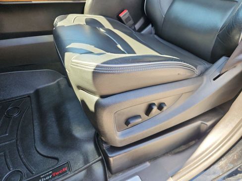 Used 2018 Chevrolet Silverado 3500 High Country w/ Duramax Plus Package AWD/4WD image 19