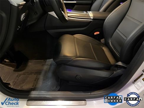 Used 2024 Mercedes-Benz GLC 300 image 57