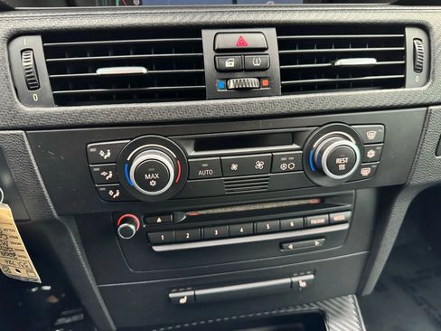 Used 2009 BMW M3 Convertible 2D image 42