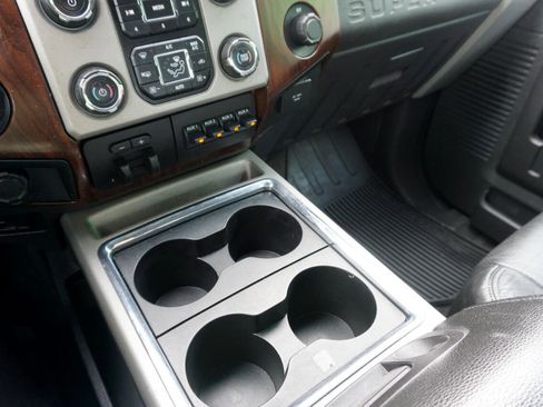 Used 2014 Ford F350 Lariat image 20