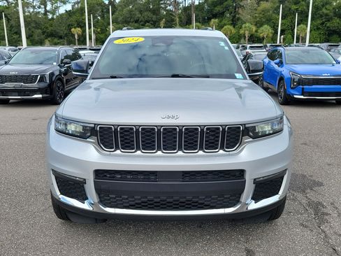 Used 2024 Jeep Grand Cherokee L Limited RWD image 2