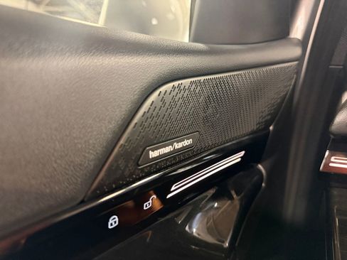 Used 2024 BMW 530i xDrive w/ Convenience Package image 36