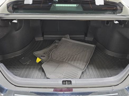 Used 2021 Toyota Camry LE FWD image 32