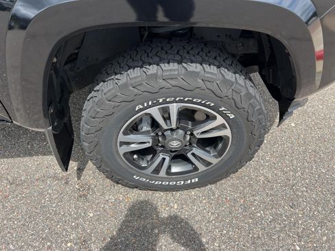 Used 2019 Toyota Tacoma TRD Sport AWD/4WD image 7