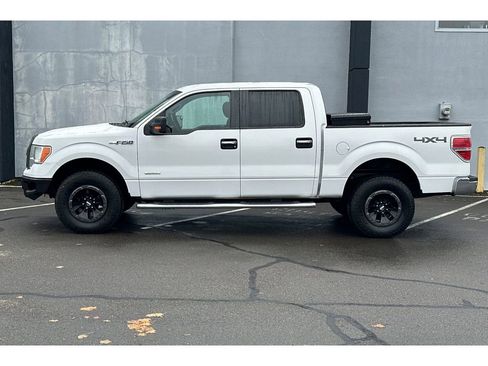 Used 2014 Ford F150 XLT w/ Equipment Group 302A Luxury image 9