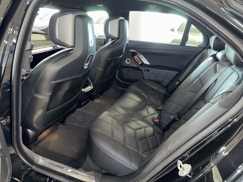 Used 2024 BMW 760i xDrive 760i xDrive w/ Executive Package image 16