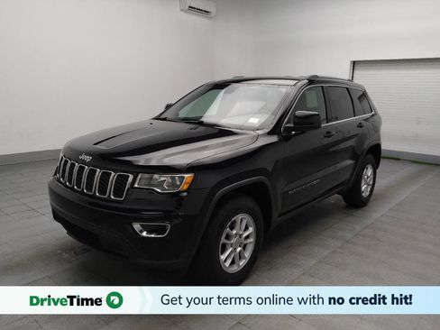 Used 2020 Jeep Grand Cherokee Laredo image 1