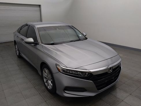 Used 2018 Honda Accord LX image 13