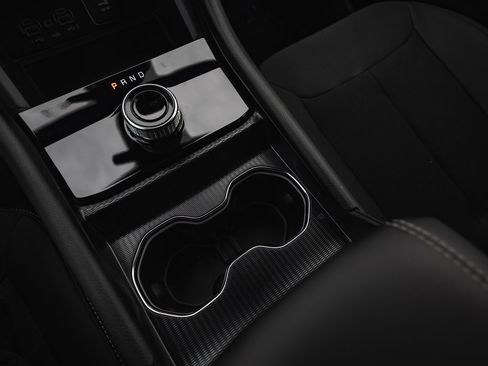 New 2025 Jeep Grand Cherokee Laredo X w/ Luxury Tech Group I image 18