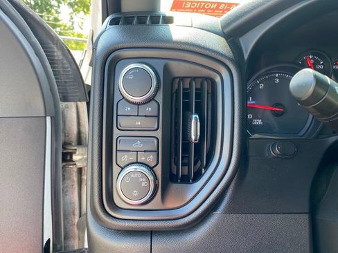Used 2020 GMC Sierra 3500 4x4 Regular Cab w/ Convenience Package image 18