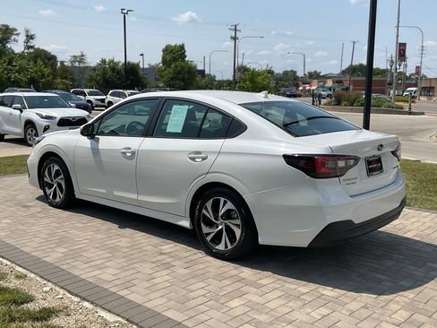 Used 2025 Subaru Legacy Premium AWD/4WD image 2
