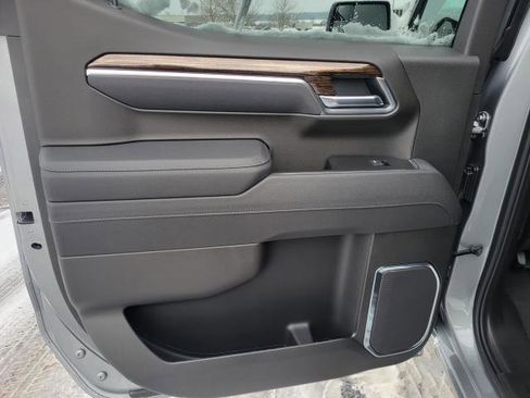 New 2026 GMC Sierra 1500 Elevation image 11