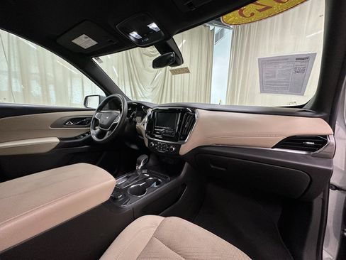 Certified 2023 Chevrolet Traverse LS w/ Midnight/Sport Edition FWD image 15