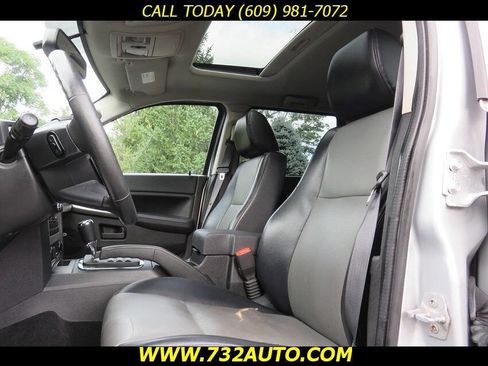 Used 2008 Jeep Grand Cherokee Laredo image 23