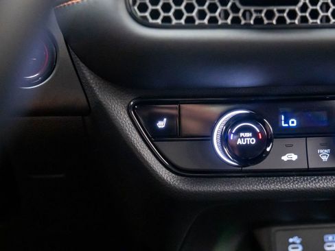 Certified 2026 Honda HR-V Sport image 24