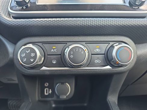Used 2025 Nissan Kicks Play S FWD image 30
