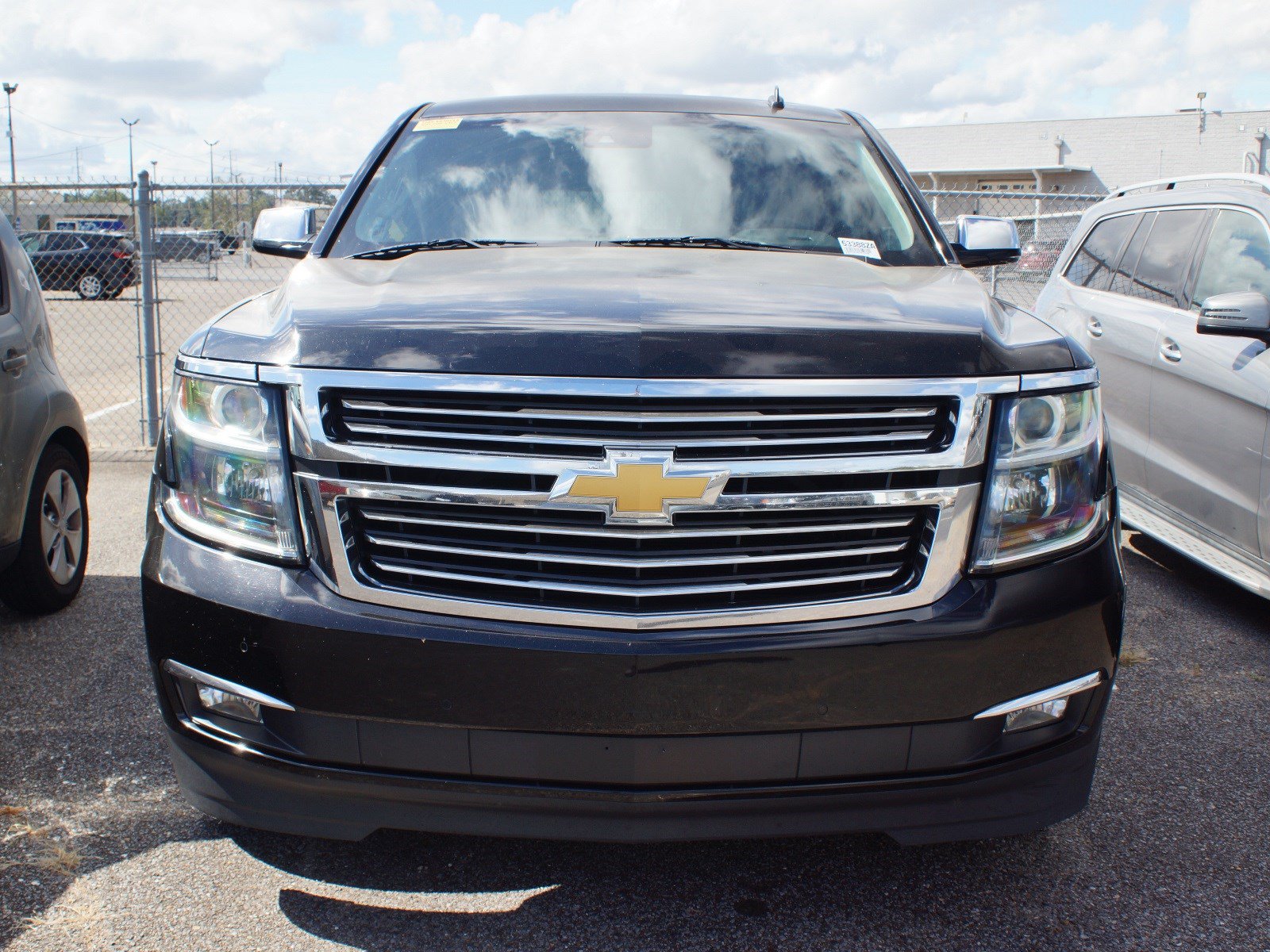 Used 2015 Chevrolet Tahoe LTZ AWD/4WD image 2