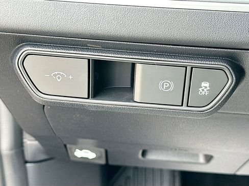 New 2026 Kia K4 LXS FWD image 10