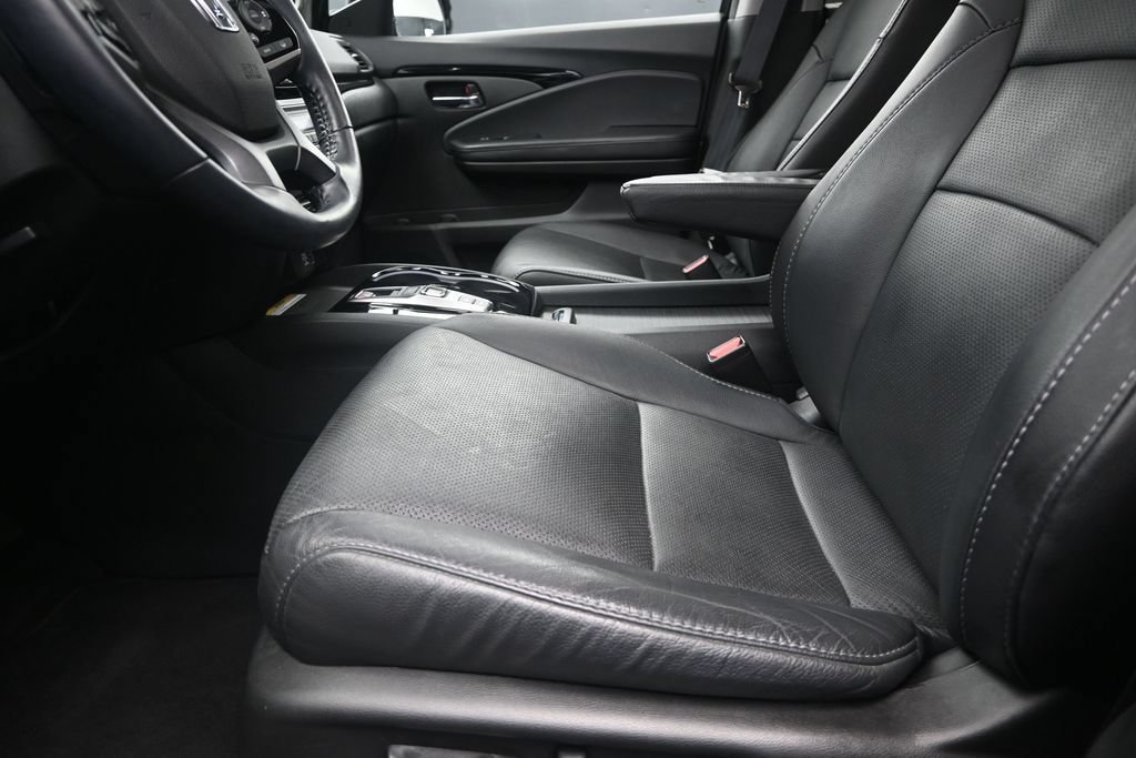 Used 2022 Honda Pilot Elite image 13